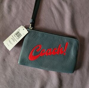 Nwt Coach Corner Zip Wristlet